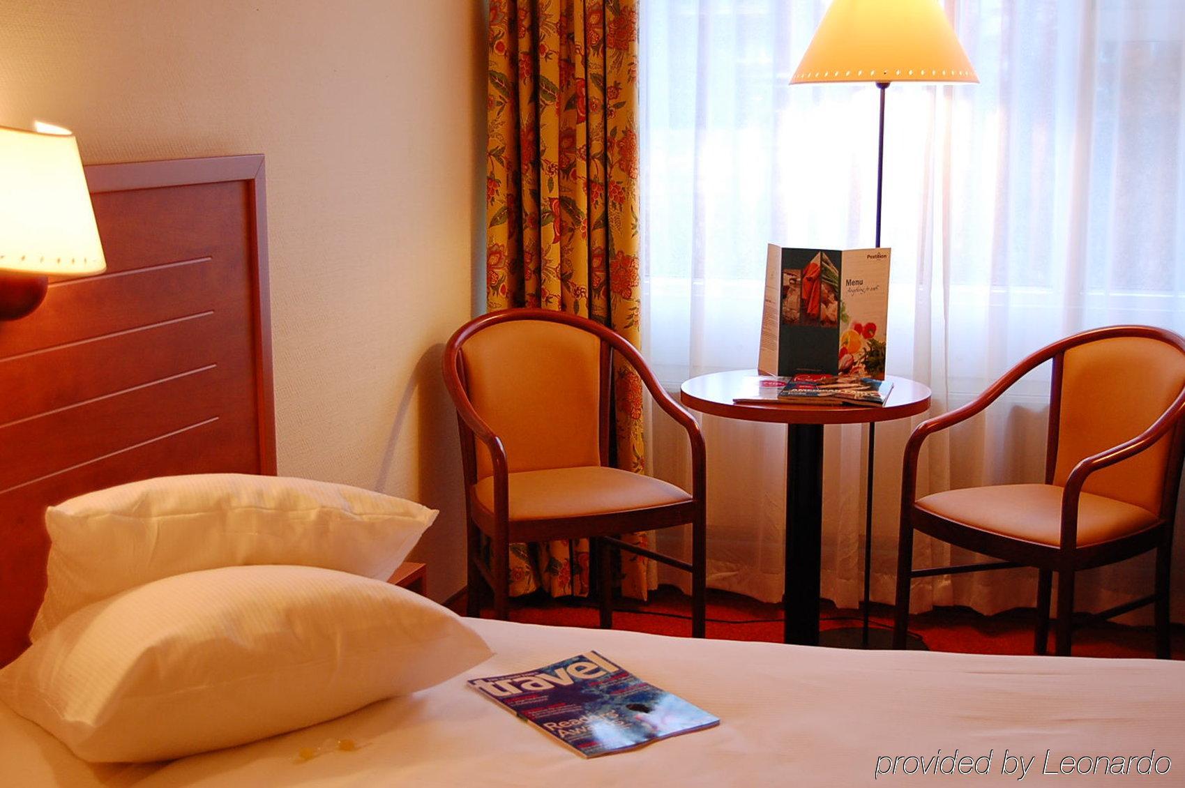 Nescio Hotel Groningen Room photo